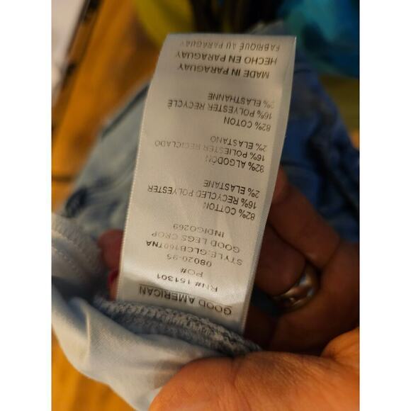 Good American 8/29 Raw Hems Classic Boot Cut jeans. Cotton Elastic blend.  Comfy - Picture 11 of 15